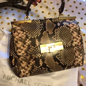 Michael Kors snake skin print bag ( Brand New)